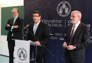 De izquierda a derecha, Vicent Penadés, Jorge Rodríguez i Esteban Morcillo
