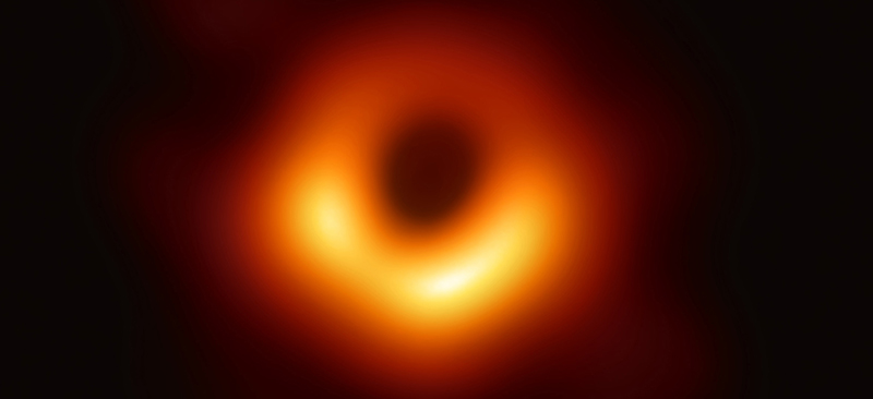 Astrónomos captan la primera imagen de un agujero negro