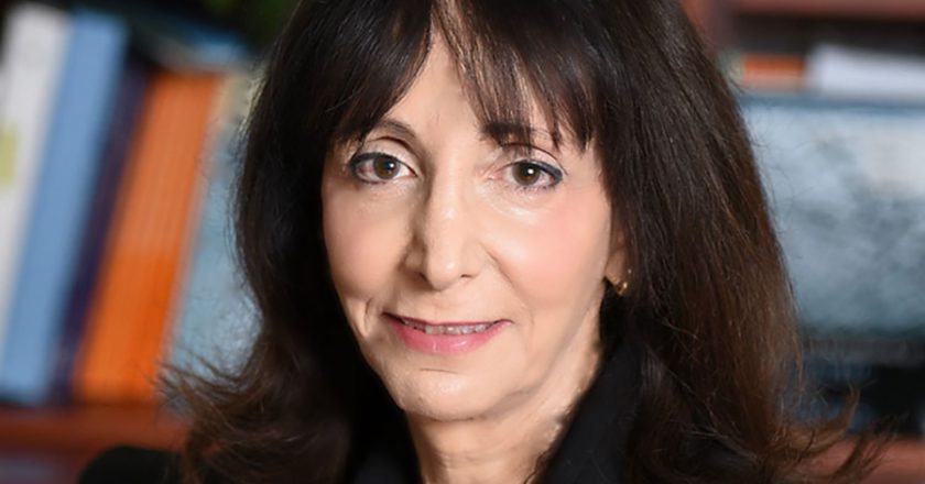 La psicóloga Annette La Greca, Premio AITANA 2022 de la UMH