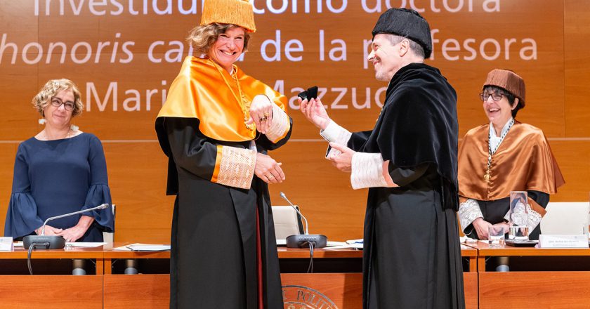Mariana Mazzucato, una de las economistas contemporáneas más influyentes, investida doctora honoris causa por la UPV