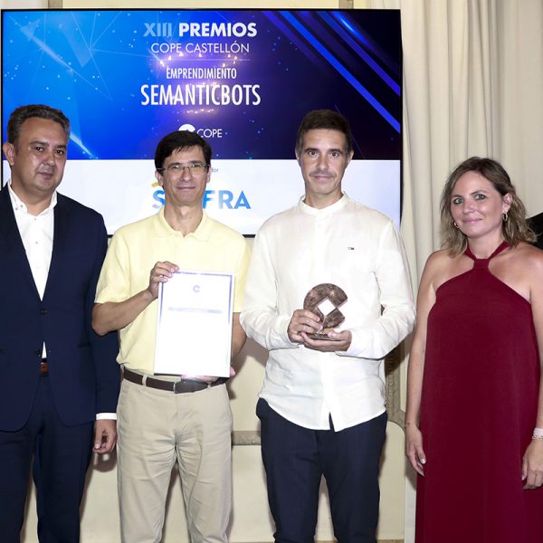SemanticBots recibe el Premio al Emprendimiento, de COPE Castellón