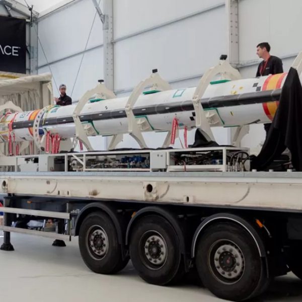 El cohete MIURA 1 de PLD Space vuelve a la base de Huelva a la espera de una nueva ventana de lanzamiento